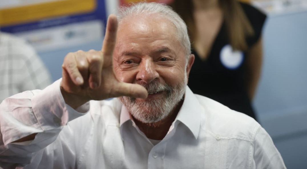 Lula deve tentar encontro com Trump em setembro, afirmam aliados