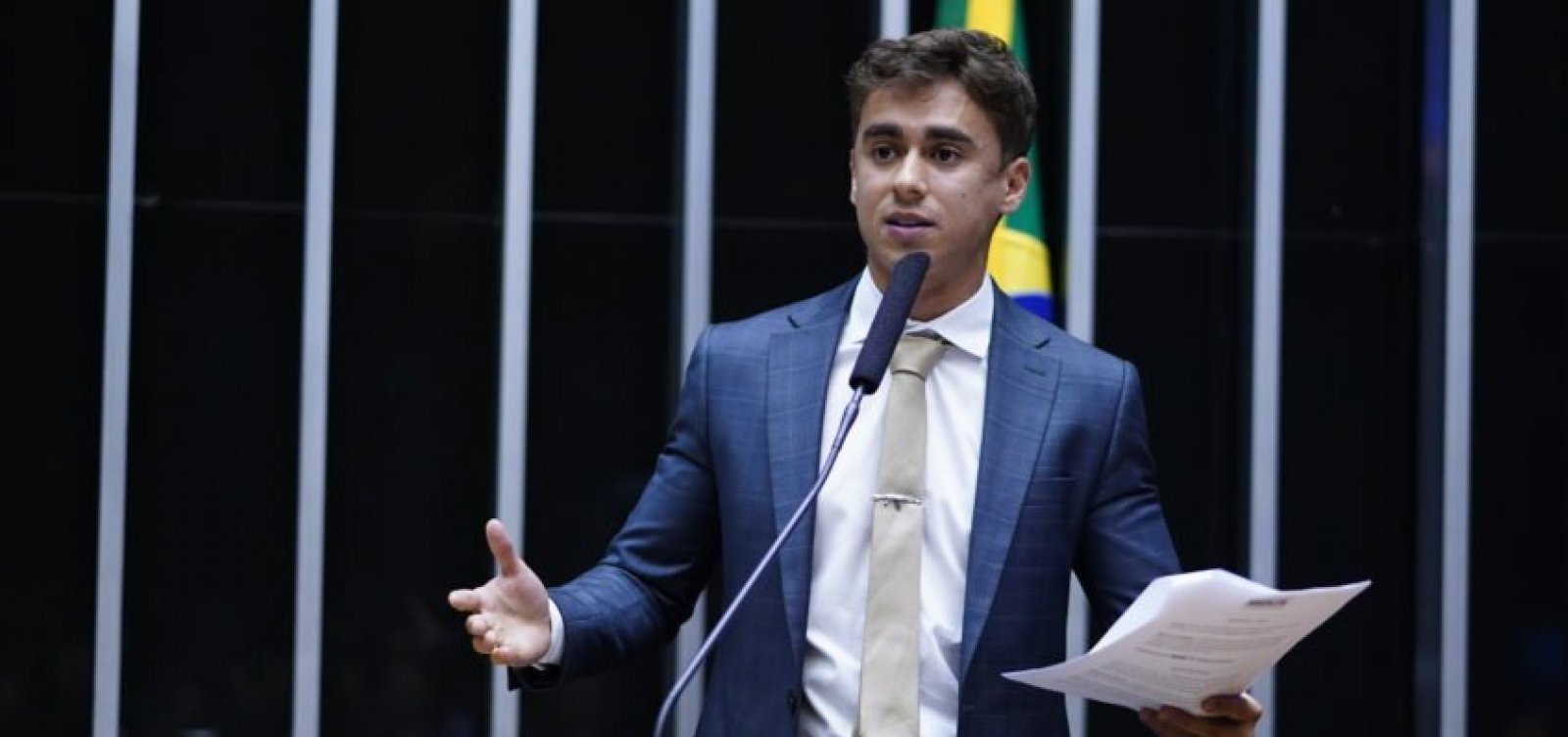 Lindbergh acusa Nikolas Ferreira de ligação com facções criminosas em ataques ao Pix