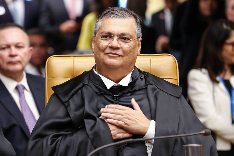Flávio Dino vira Cidadão Honorário de Alagoas no mesmo dia em que STF condena Bolsonaro