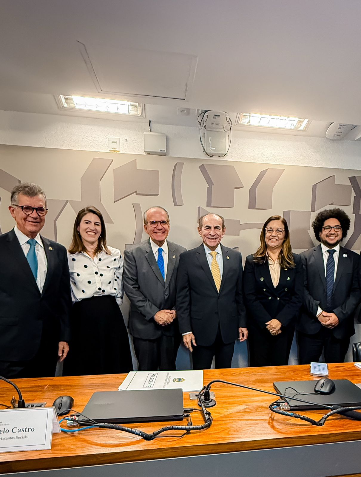 Senadora Dra. Eudócia relata indicação de novo diretor para a Anvisa na Comissão de Assuntos Sociais do Senado