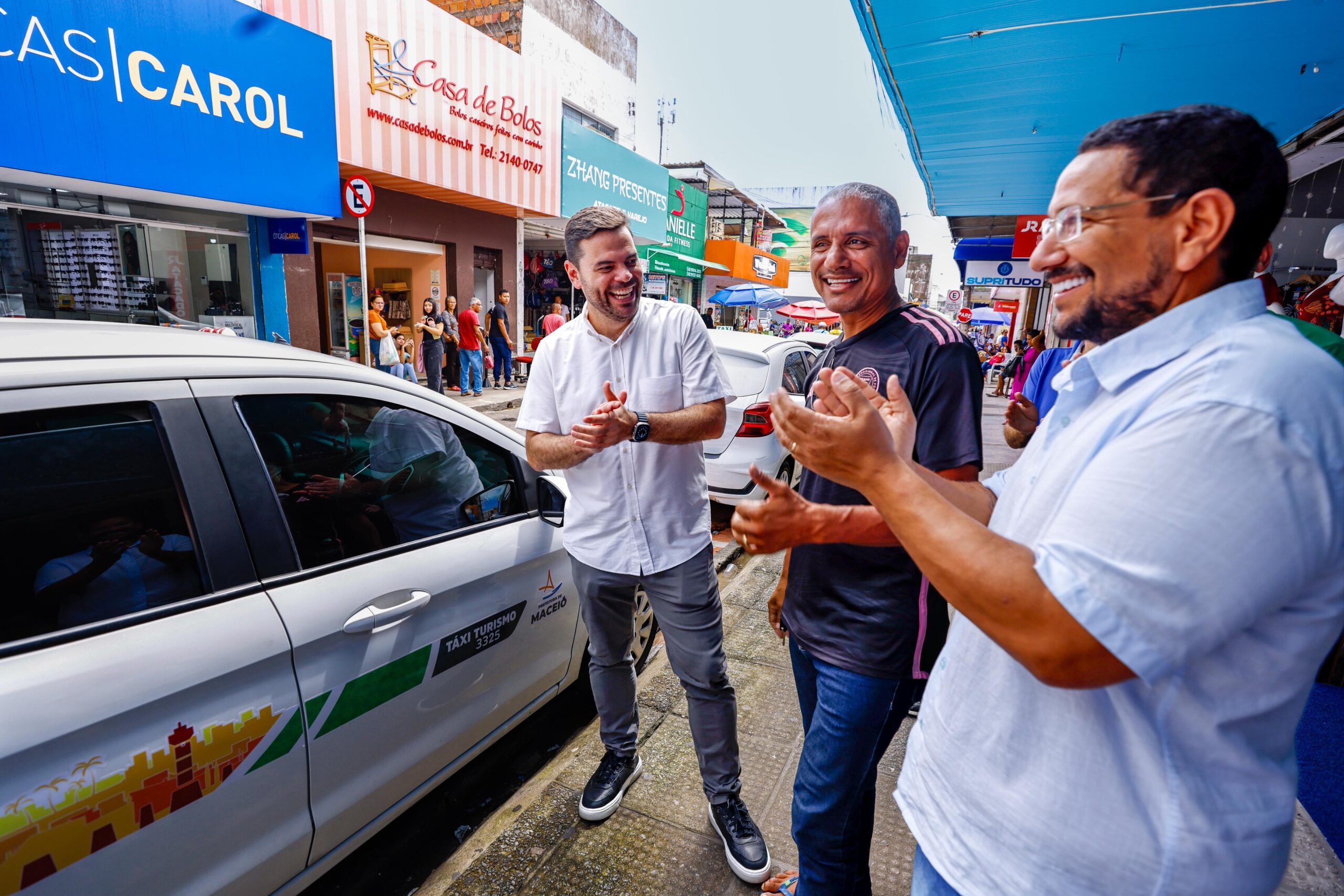 Chico Filho comemora novas permissões para taxistas em Maceió
