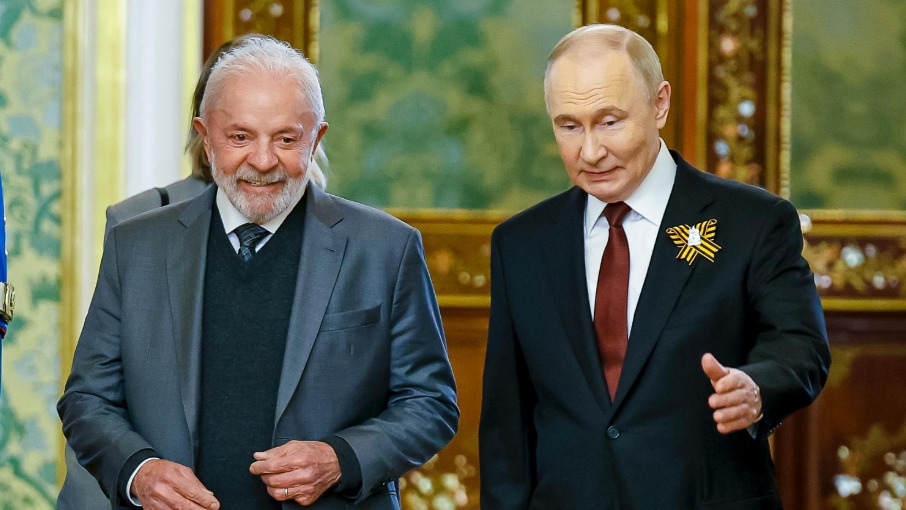 Guerra na Ucrânia e cooperação do Brics: Lula e Putin conversam por telefone