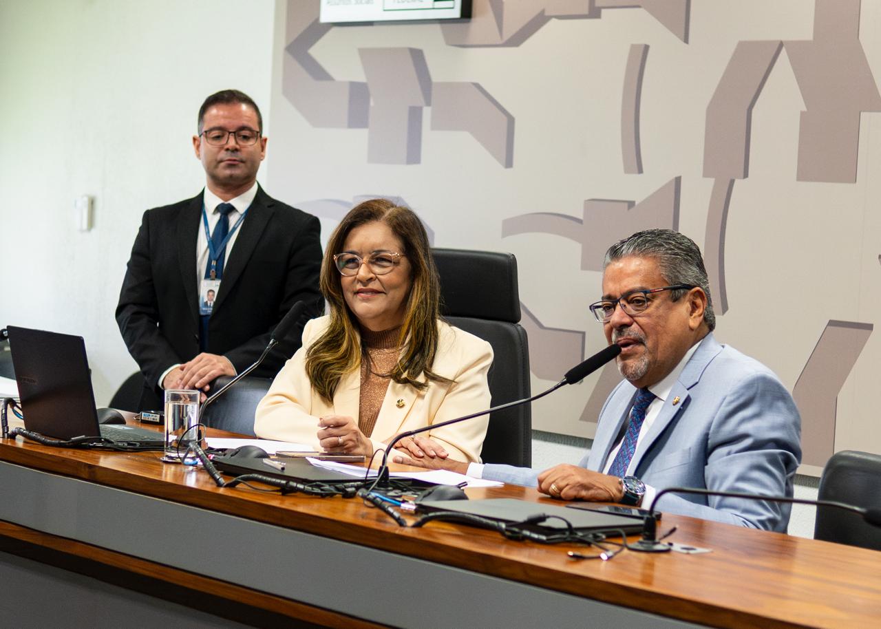 Senado instala Subcomissão de Prevenção e Tratamento do Câncer sob presidência da senadora Dra. Eudócia