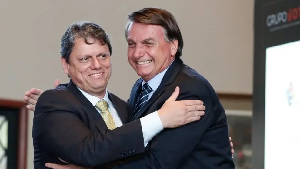 Tarcísio de Freitas afirma que primeiro ato como presidente será conceder indulto a Bolsonaro