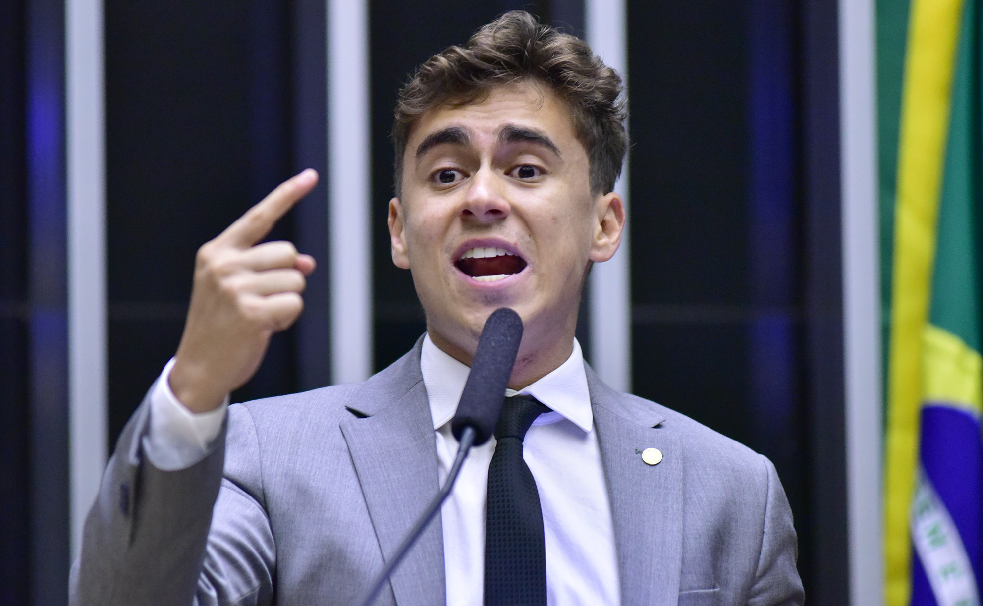 PT protocola pedido de prisão de Nikolas Ferreira na PGR