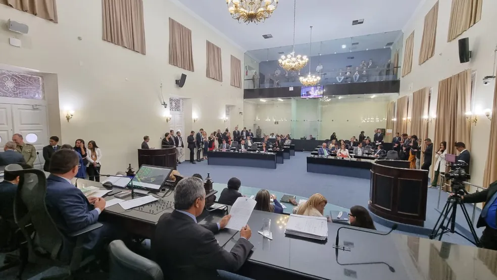 Deputados da ALE aprovam moção de pesar e prestam homenagem ao ex-prefeito de Quebrangulo, Marcelo Lima