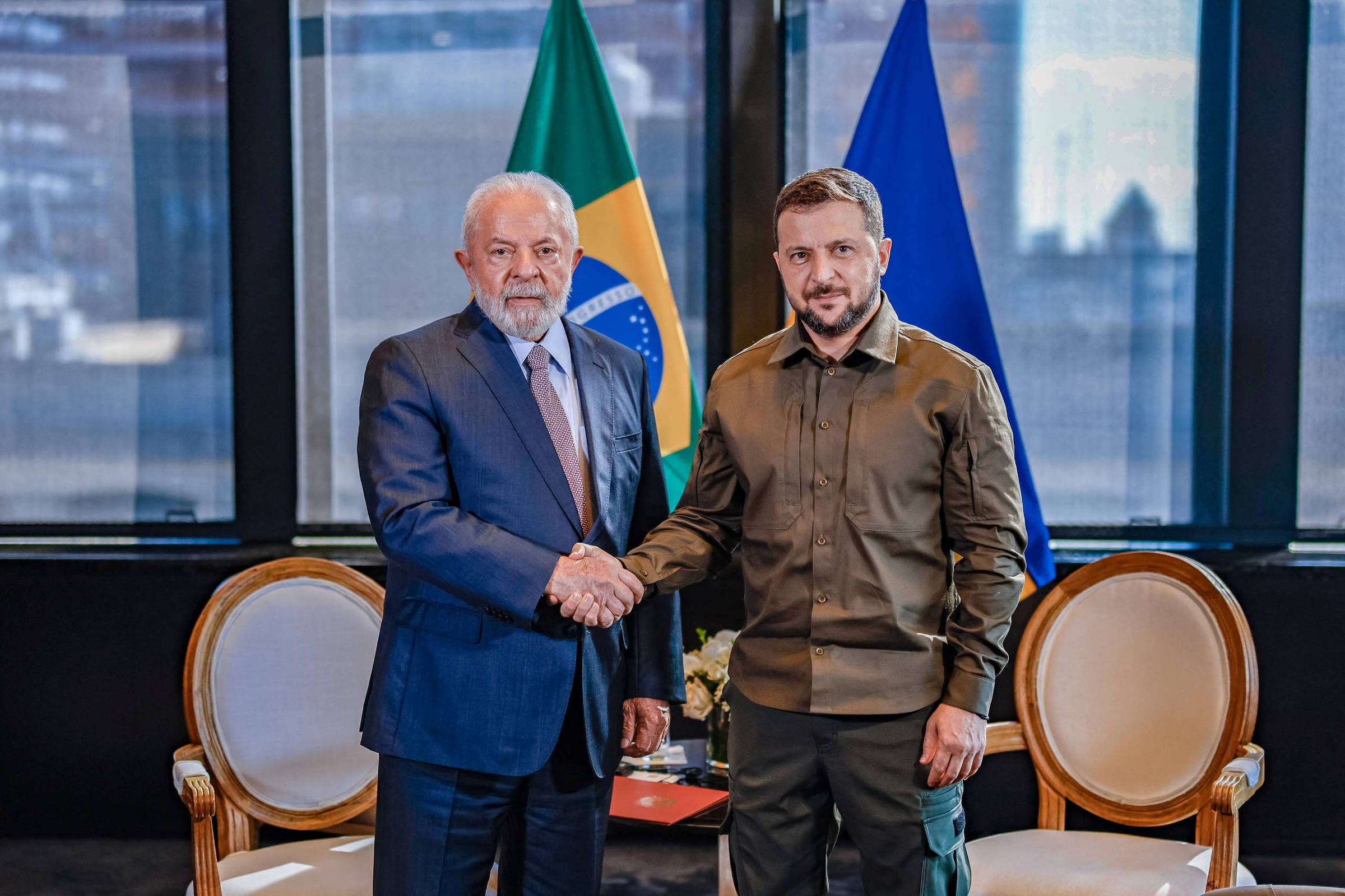 Zelenski: “Lula me disse que fará seu melhor pela paz na Ucrânia”