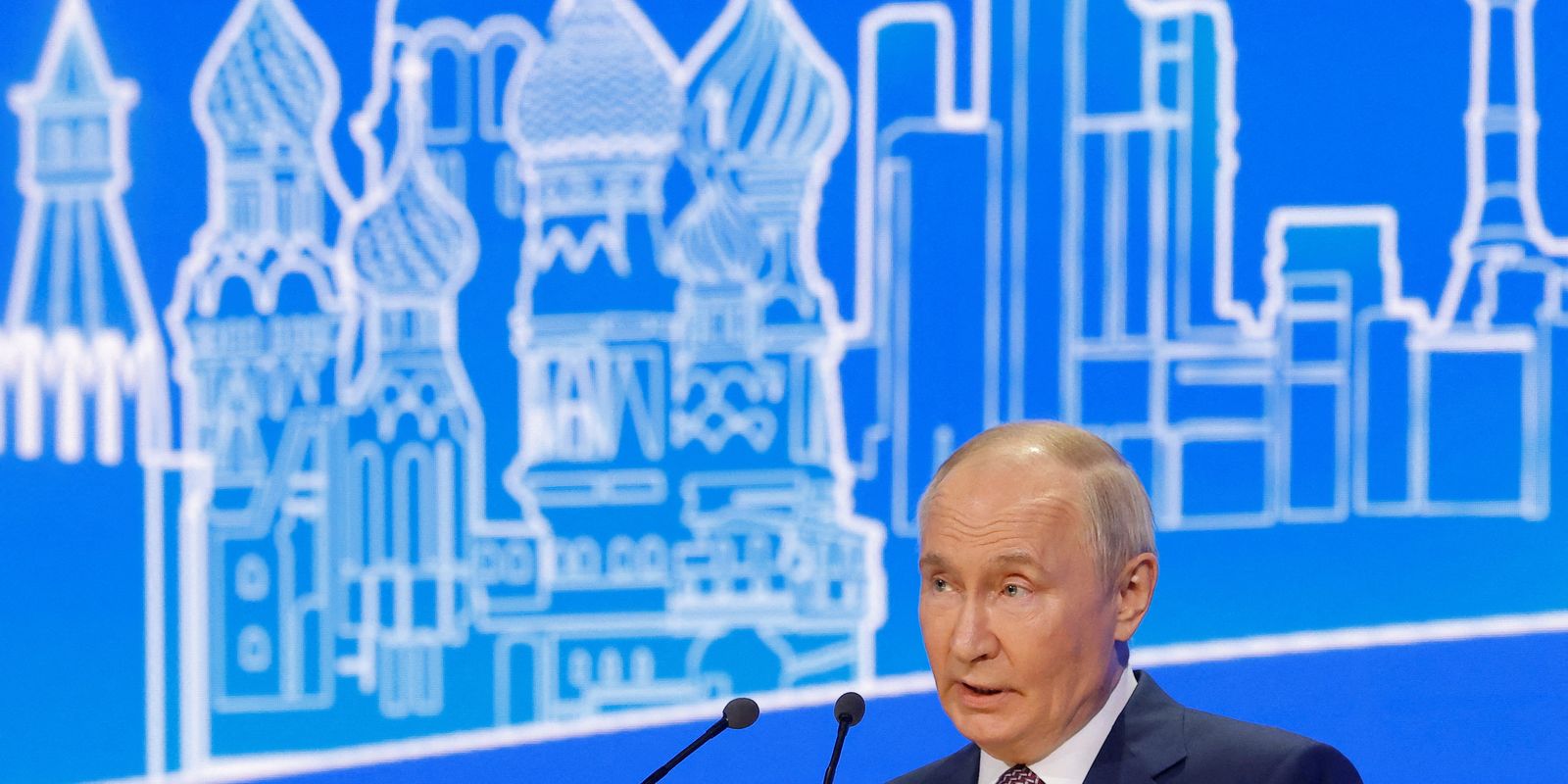 Putin cita Bolsonaro ao falar sobre tarifas impostas pelos EUA