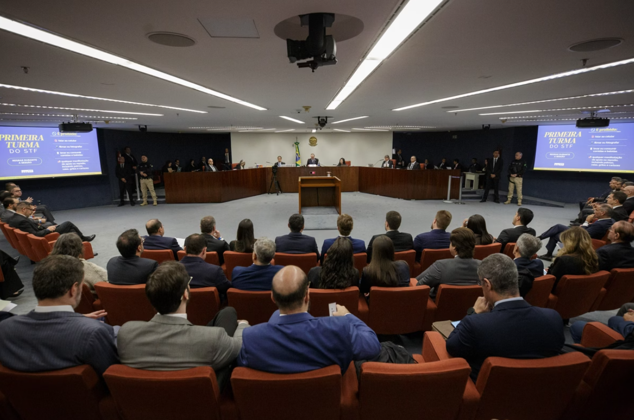 Julgamento de trama golpista é criticado por 64% nas redes sociais, revela pesquisa