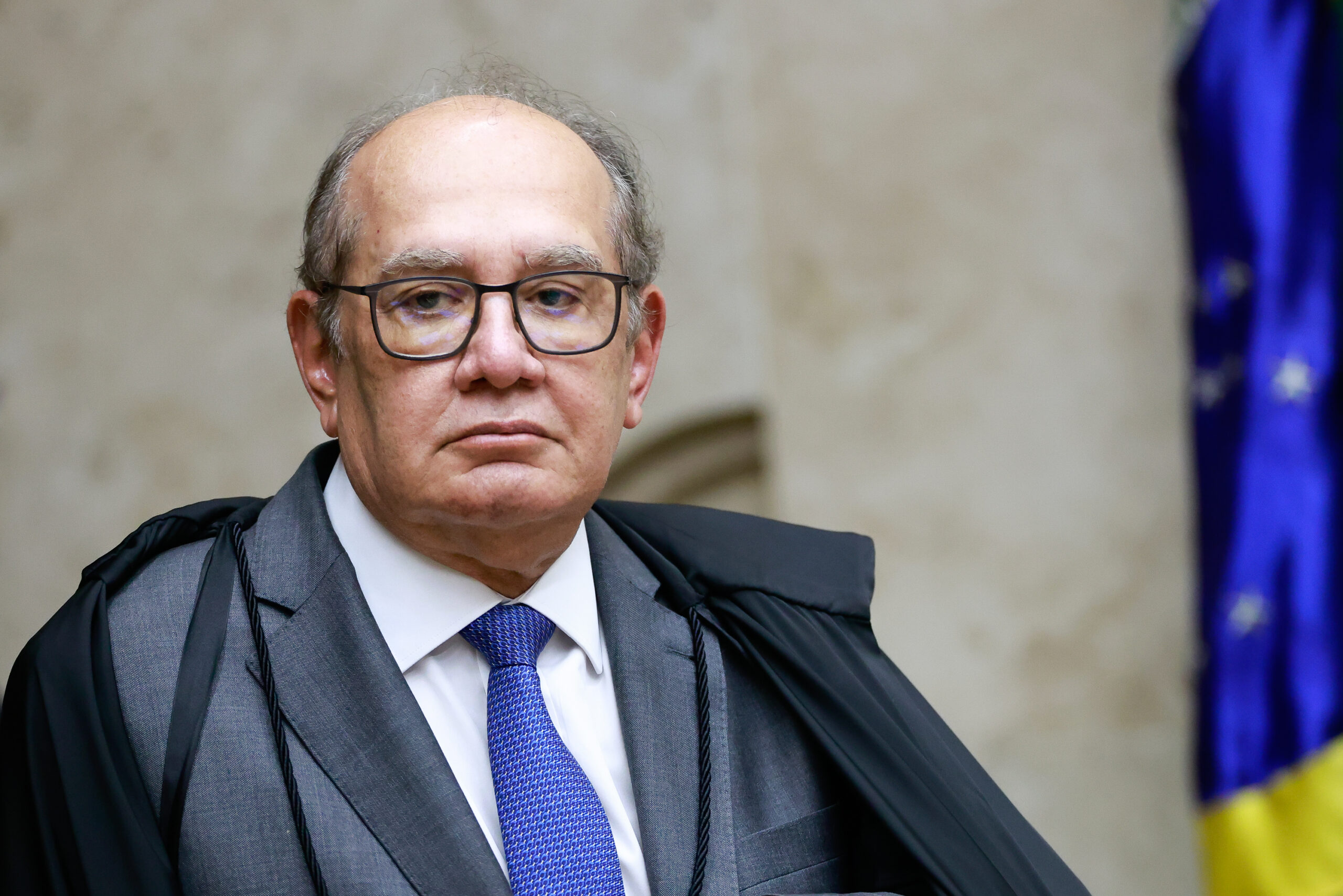Gilmar critica voto de Fux para absolver Bolsonaro: “Incoerências”