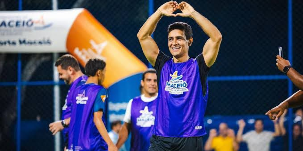 Prefeito JHC inaugura mais uma Areninha na parte alta de Maceió