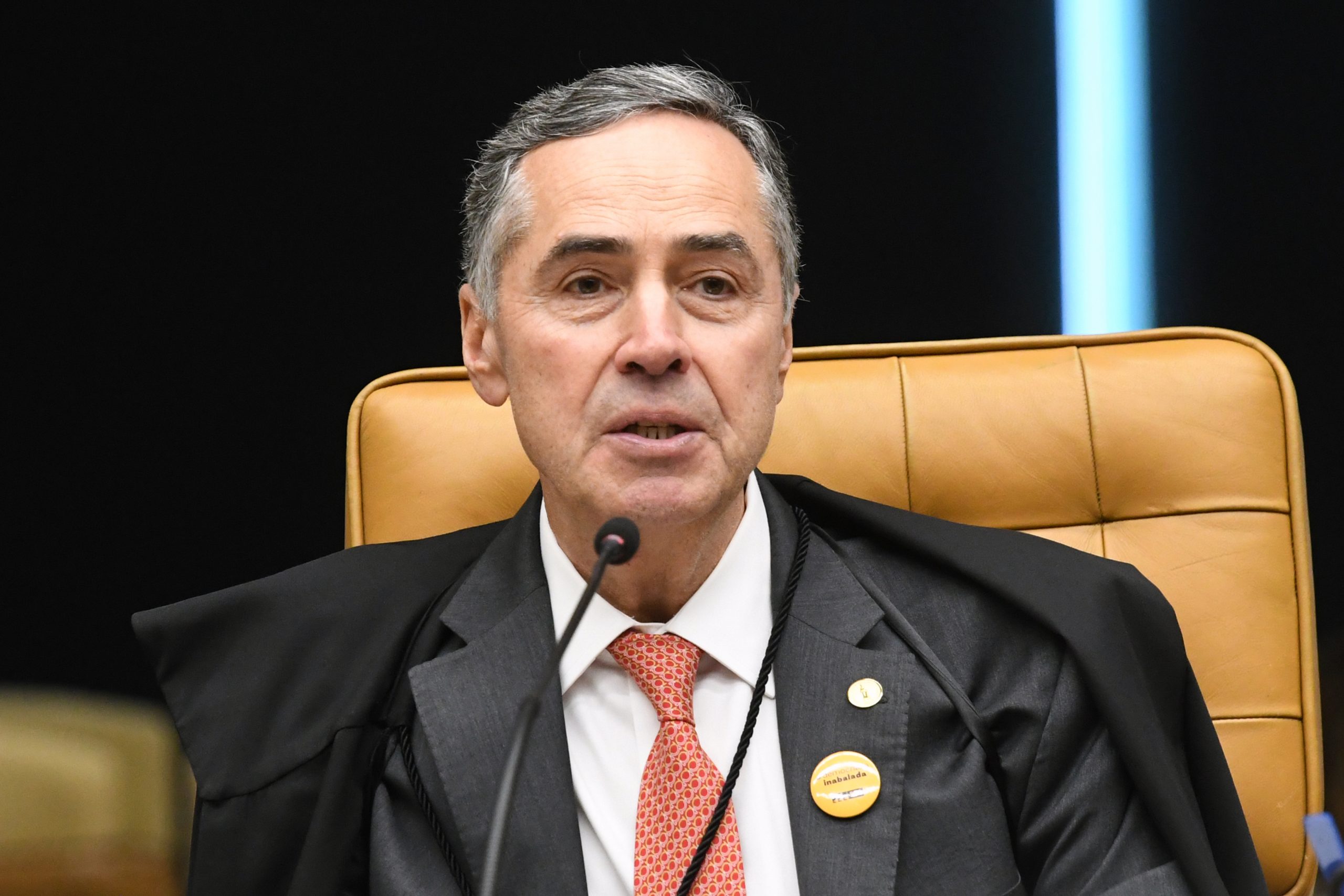 Barroso pode votar sobre aborto antes de deixar o STF