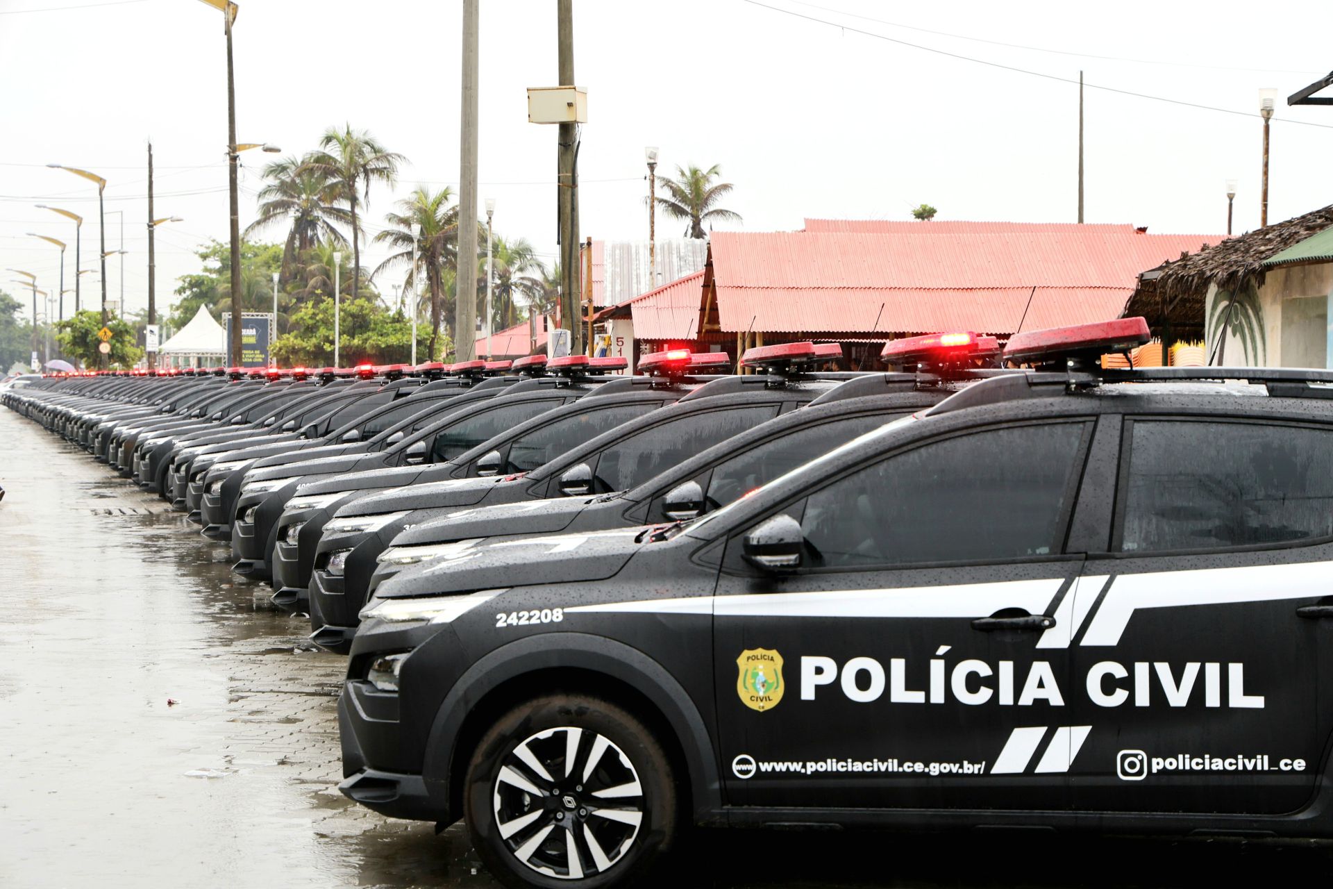 Dois alunos foram mortos a tiros e três ficaram baleados em escola do Ceará