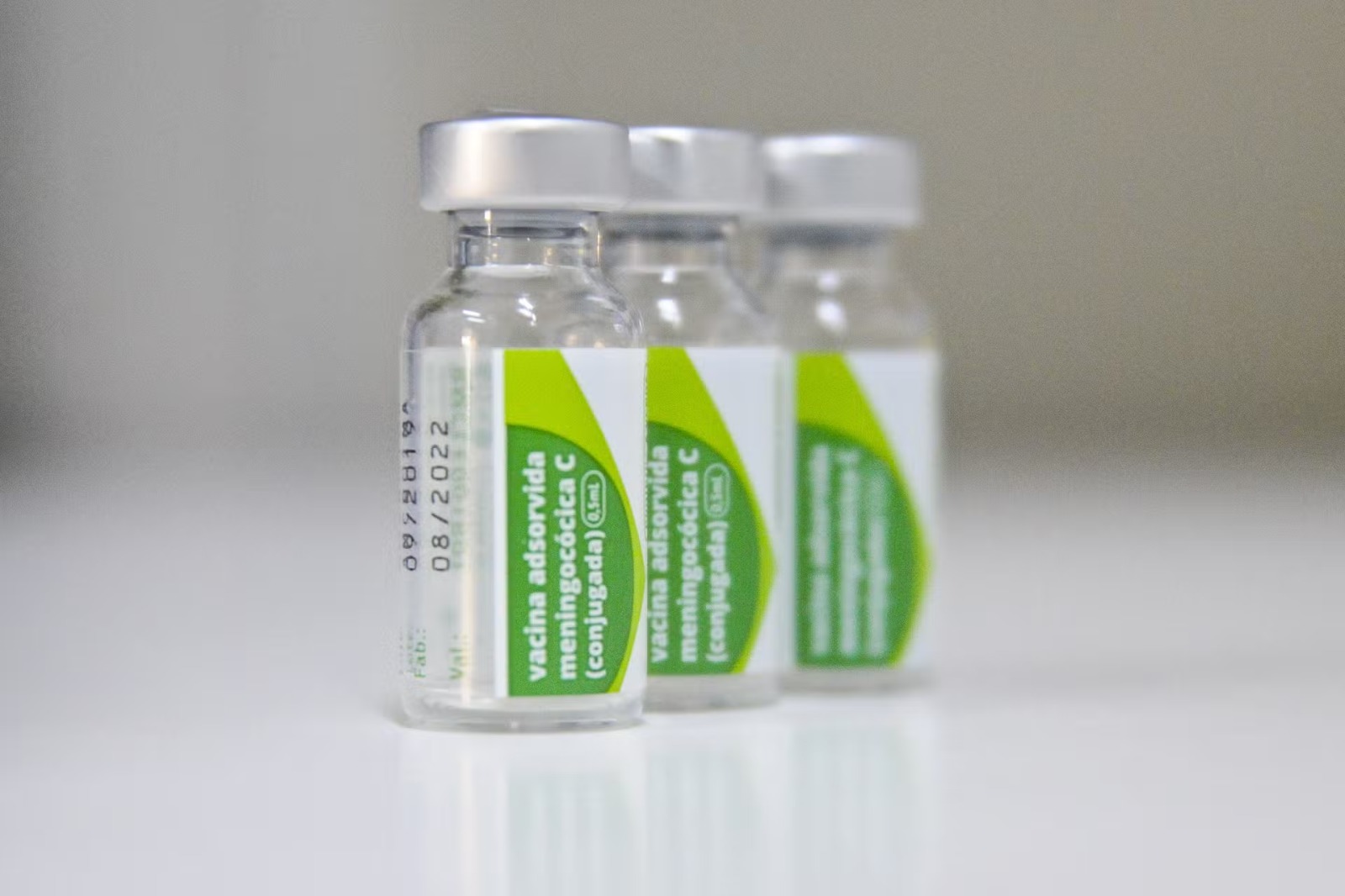 Alagoas registrou 14 casos e 6 óbitos por meningite meningocócica em 2025, situação tem sido acompanhada