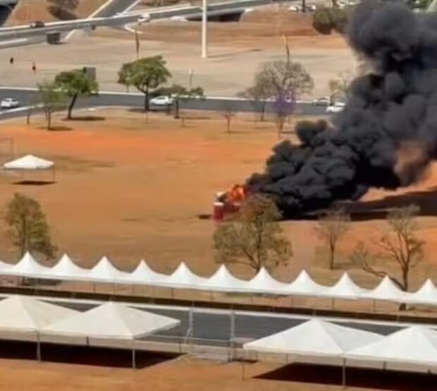 PM detém suspeito de incendiar banheiros químicos na Esplanada dos Ministérios, a menos de 2 km do STF