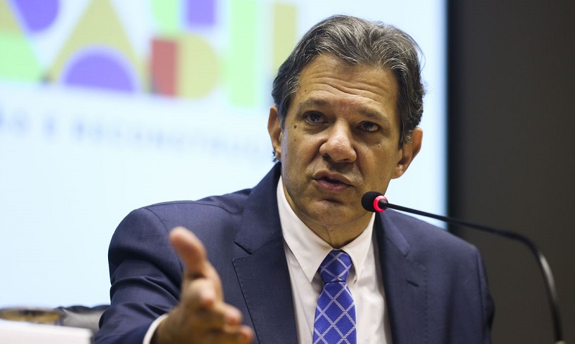 Haddad diz que EUA tem interesse em se intrometer nos assuntos do Brasil