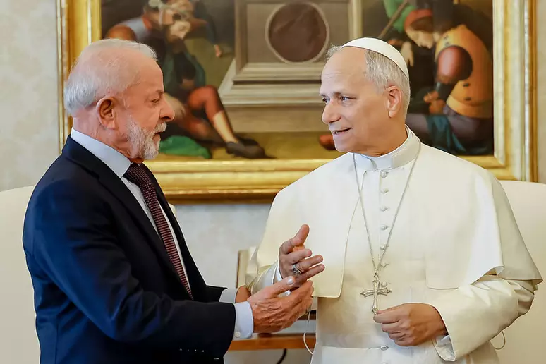 Lula se encontra com Papa Leão XIV no Vaticano, fala sobre a fome e faz convite para a COP 30