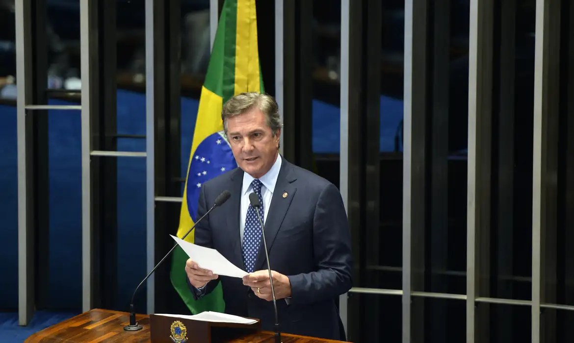 Collor diz ao STF que tornozeleira desligada foi “incidente involuntário”