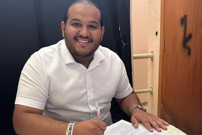 Prefeito de Matriz de Camaragibe, Fernando Cavalcante, anuncia a homologação do concurso público 