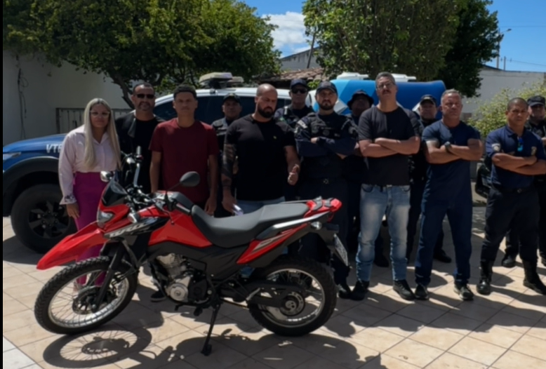 Motocicleta roubada em Recife é recuperada pela Guarda Municipal de Delmiro Gouveia