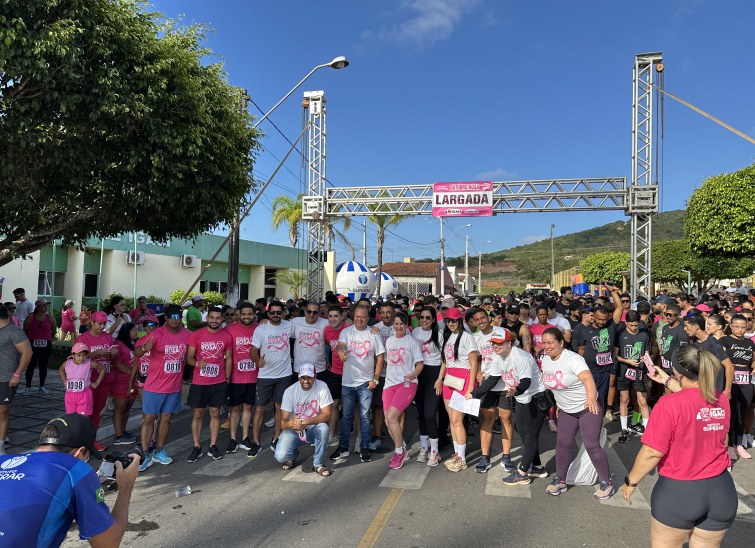 Evento Outubro Rosa movimenta Igaci com corrida, caminhada e show musical