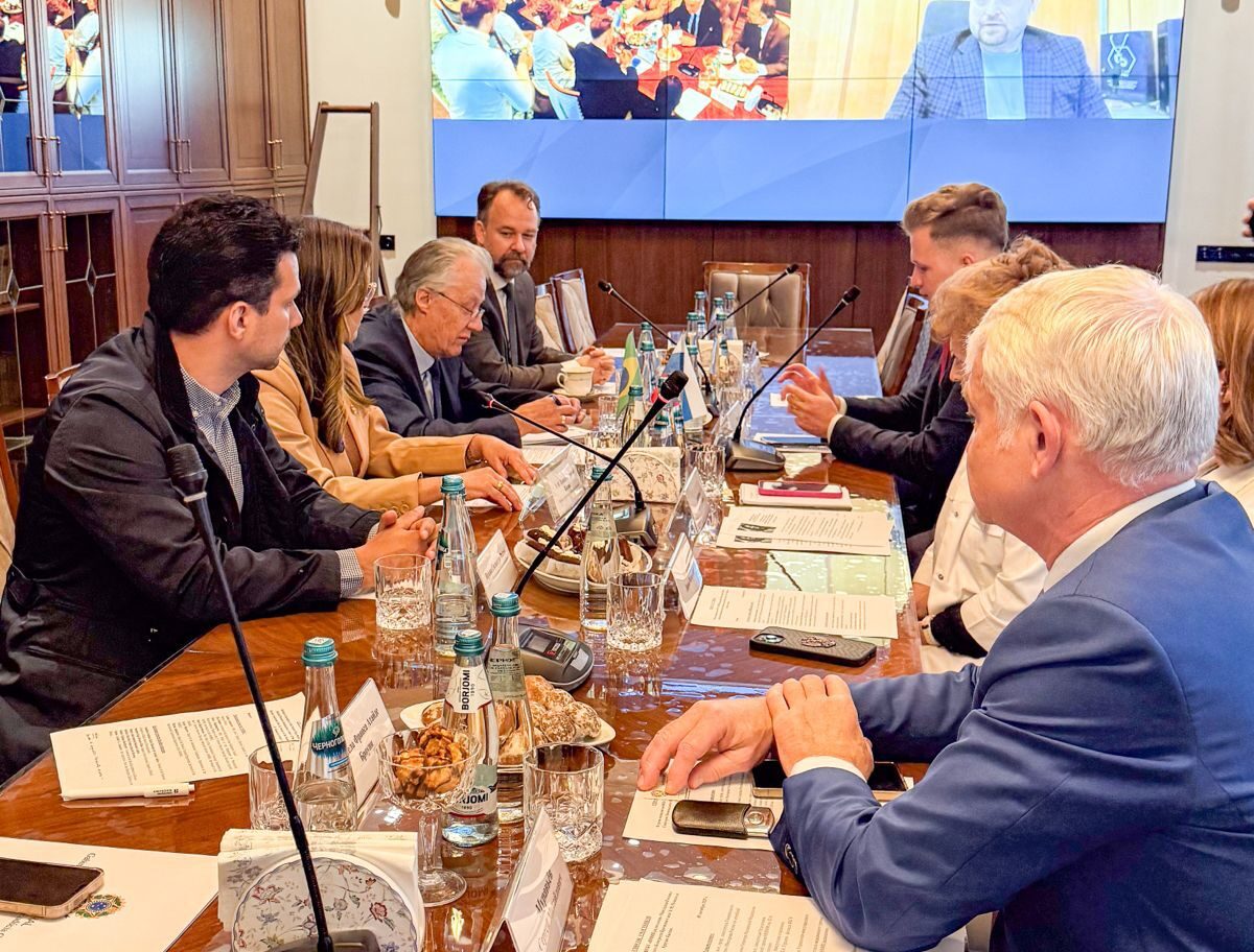 Senadora Dra. Eudócia participa de reunião técnica na Rússia sobre desenvolvimento de vacinas personalizadas