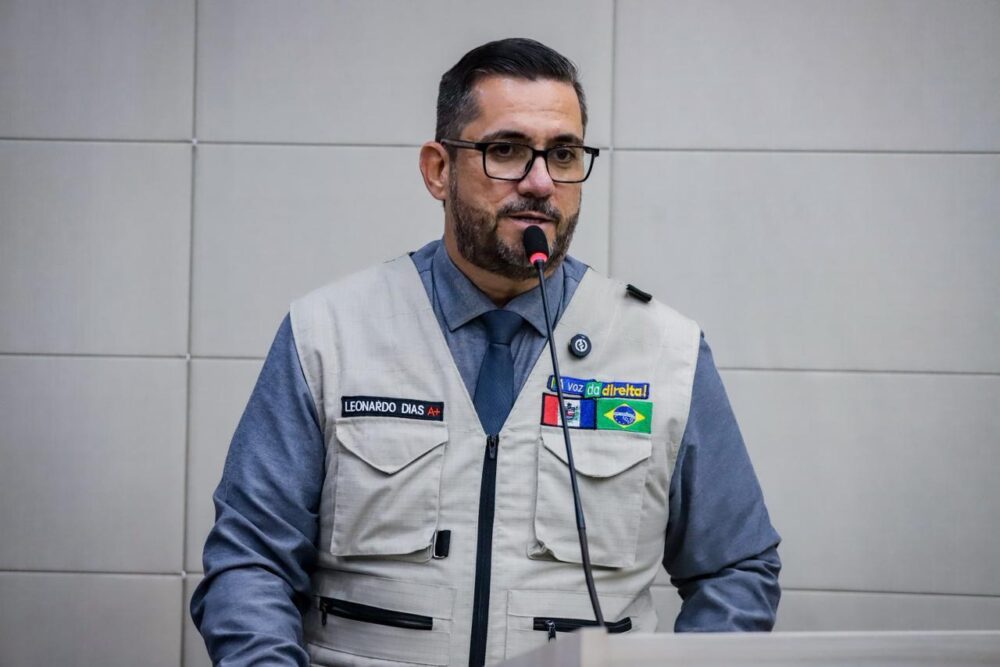 Leonardo Dias apresenta projeto que multa “venda” de vagas em agendamentos do CadÚnico