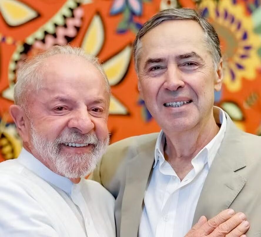 Lula e Barroso se encontram em jantar de despedida e dialogam sobre sucessão no STF