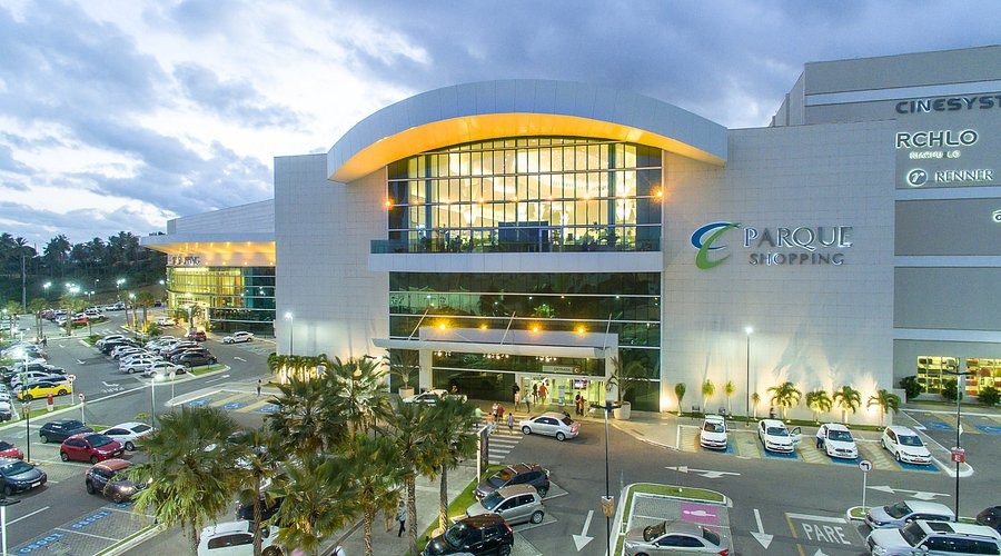 Homem é preso após tentar furtar 85 barras de chocolate em shopping de Maceió