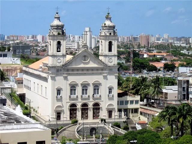 Homem é preso após espancar esposa, agredir vizinhos e criança cadeirante em Igreja Nova