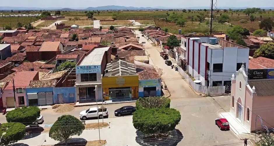 Homem é baleado no rosto após discussão por apelidos em Craíbas, polícia procura suspeito