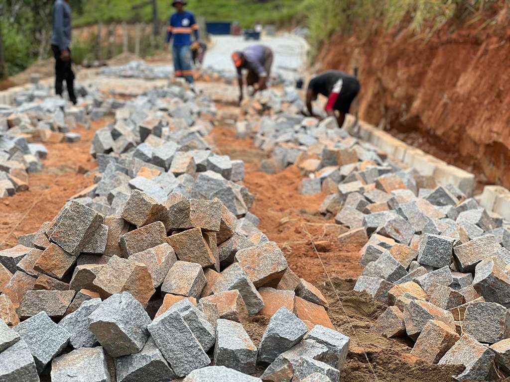 Prefeitura de Branquinha leva pavimentação à zona rural e amplia obras de infraestrutura