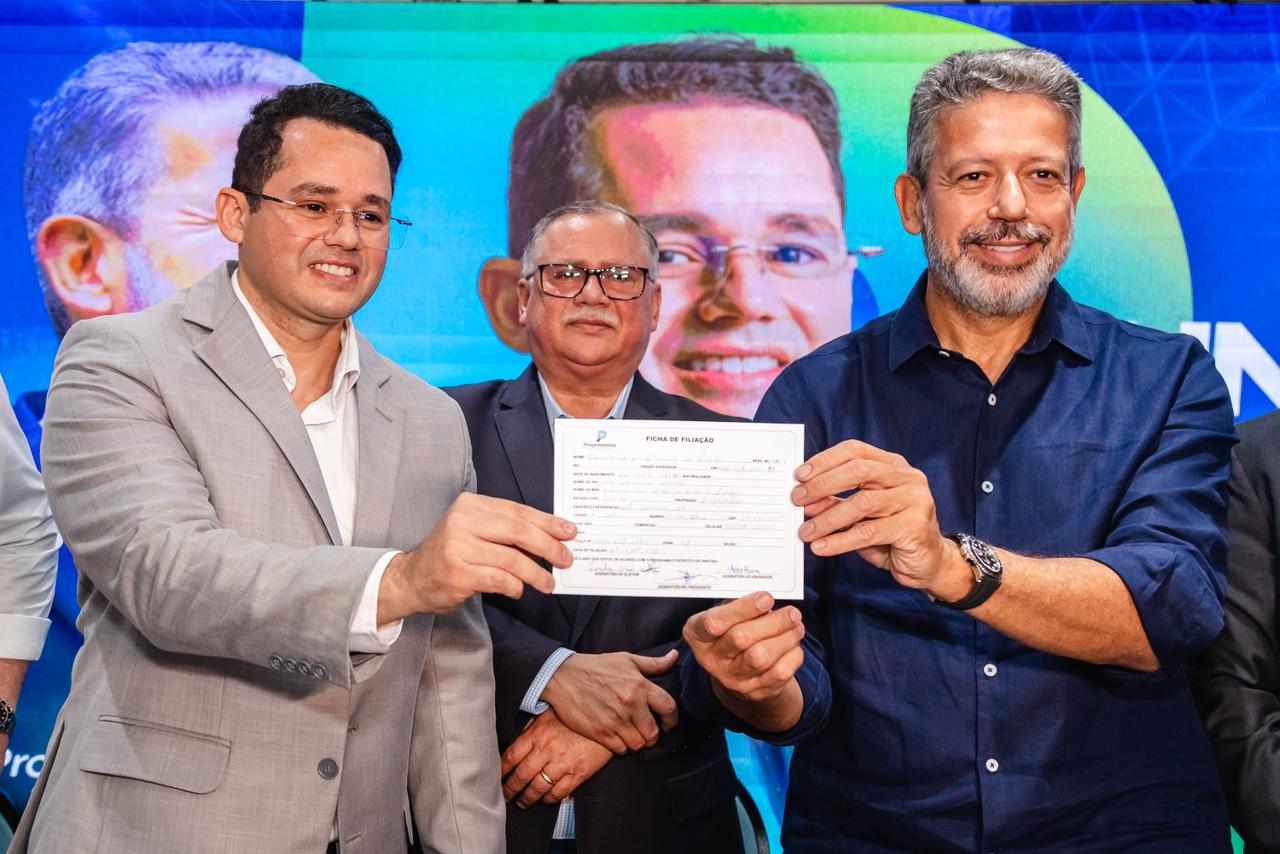 Arthur Lira comanda ato de filiação de Gunnar Nunes ao PP em evento prestigiado por lideranças evangélicas de toda Alagoas