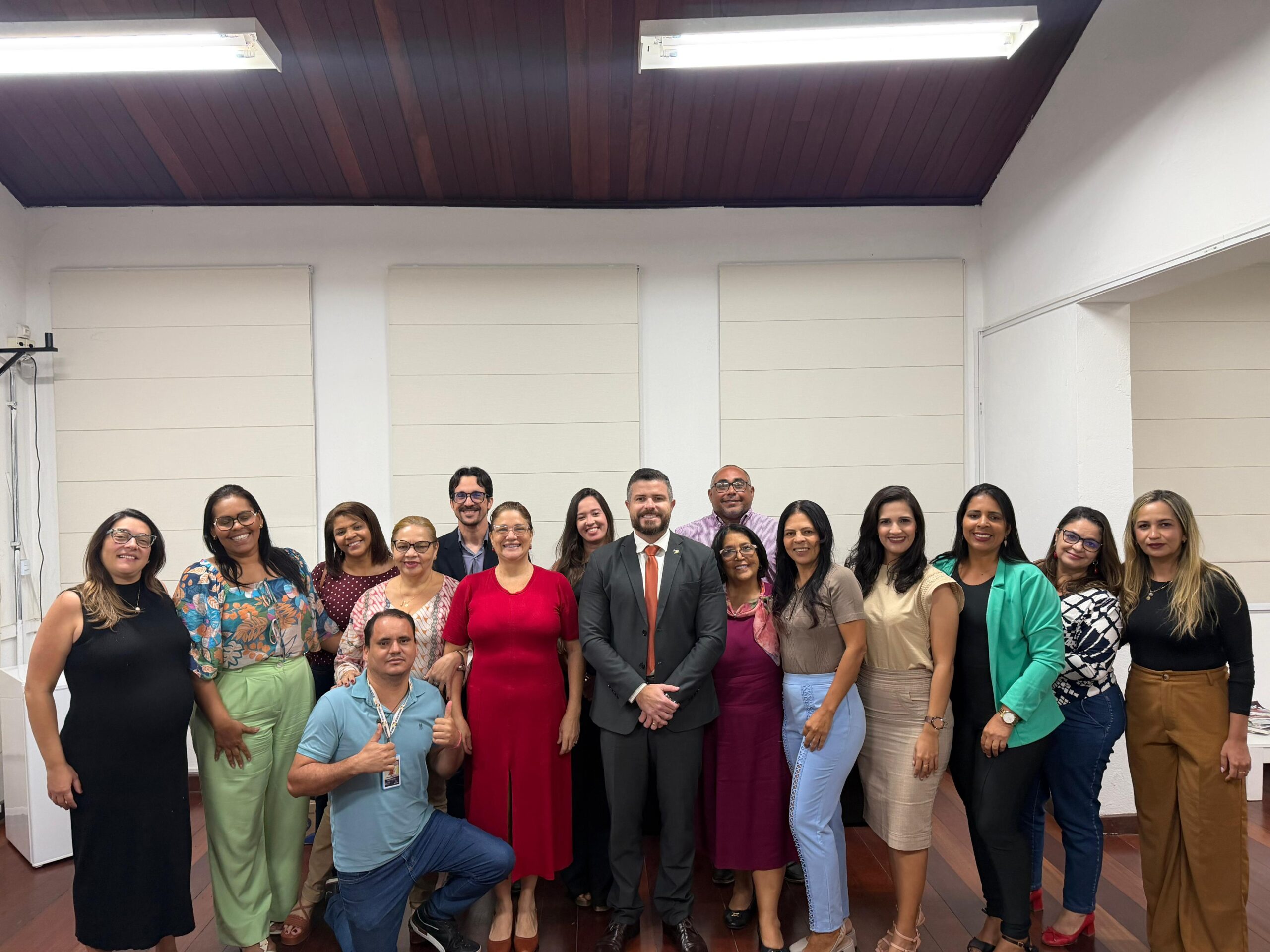 Vereador Delegado Thiago Prado articula ações de combate à mendicância infantil em Maceió