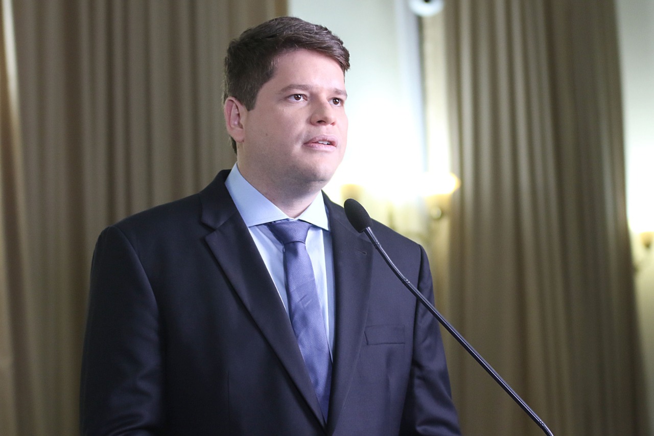 Davi Davino Filho se consolida em Maceió como favorito ao Senado; Renan Calheiros tem a maior rejeição