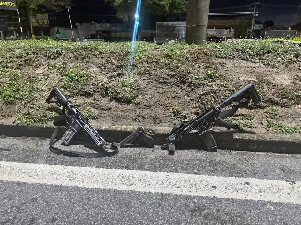 Operação Contenção deixa 2 mortos, 2 baleados e resulta em 16 presos no Rio de Janeiro
