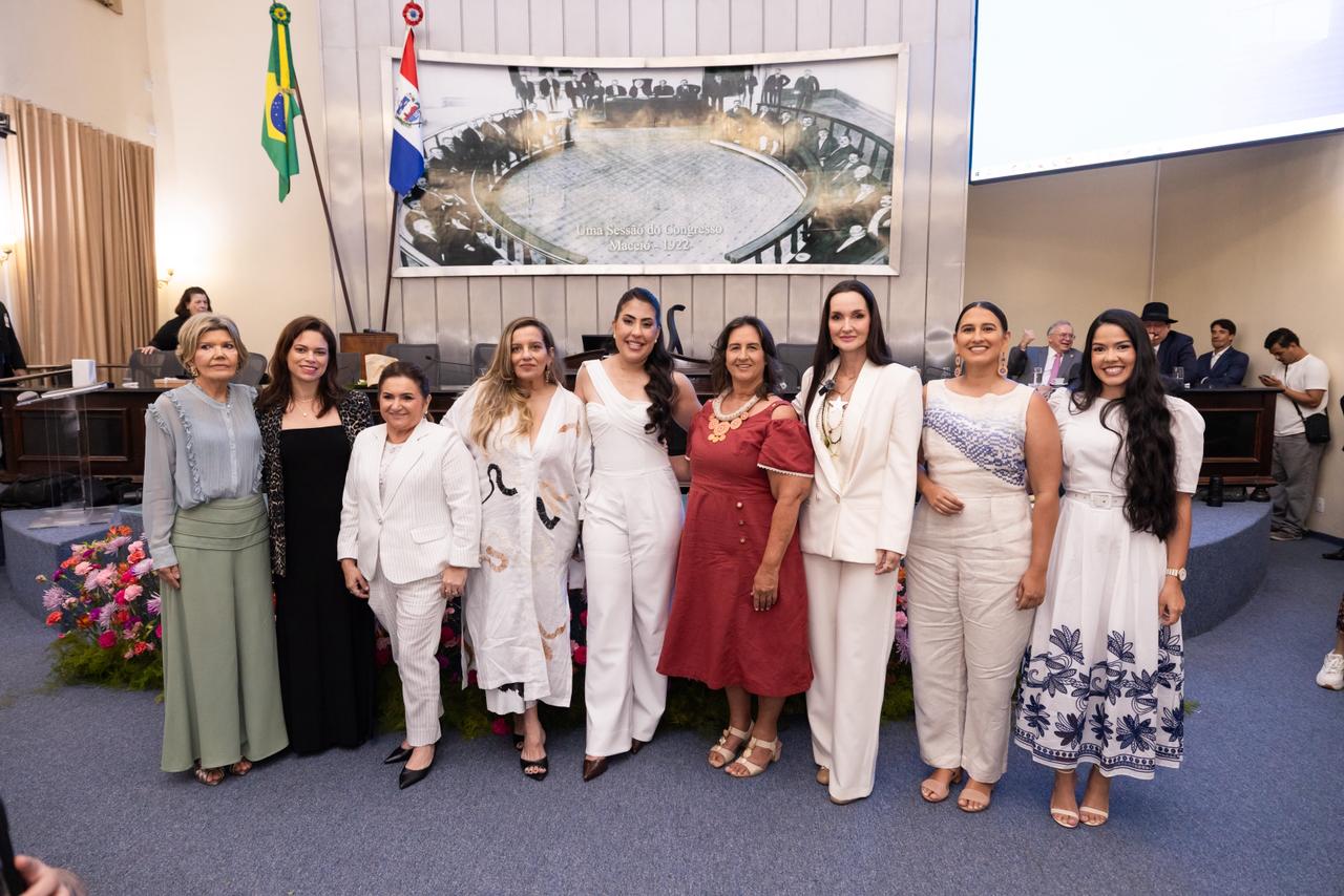 Gabi Gonçalves entrega Comenda Vera Arruda e celebra o empreendedorismo feminino em Alagoas