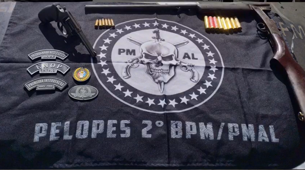 Homem armado agride esposa e é preso após desobedecer ordem policial