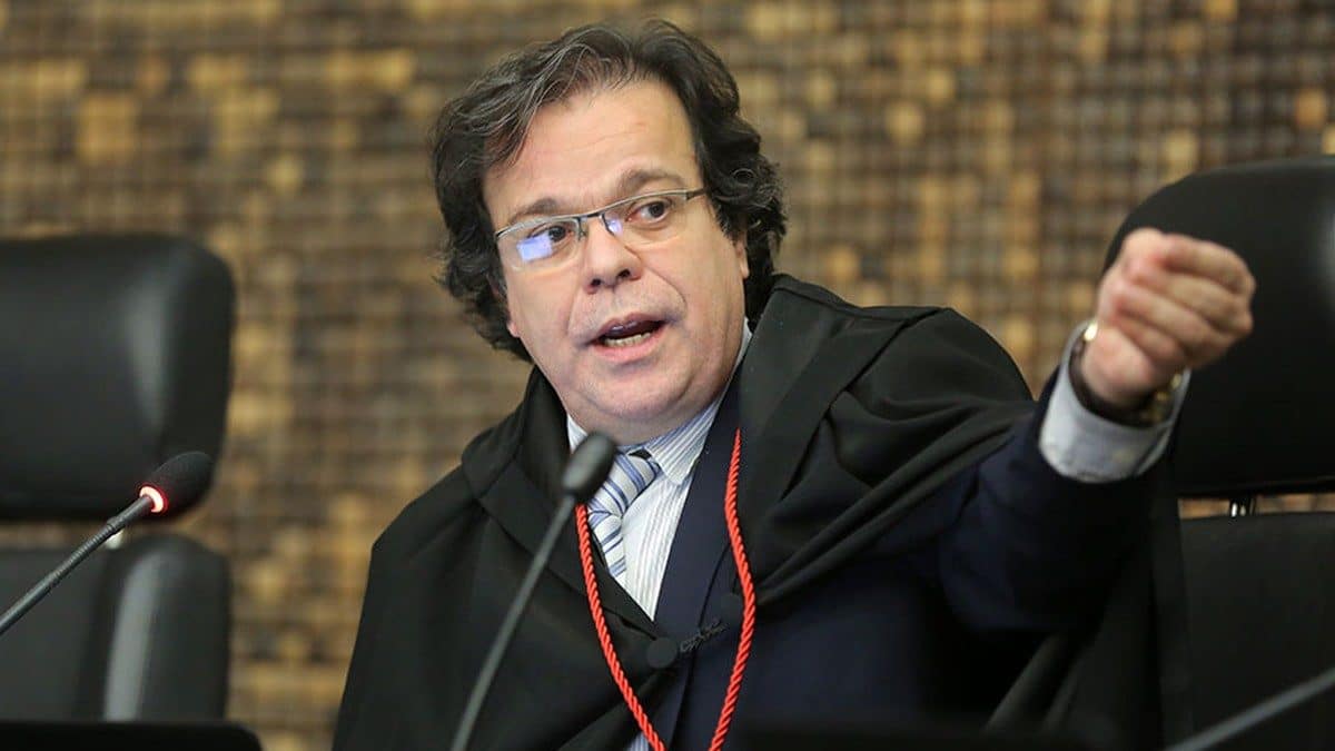 Desembargador de Alagoas, Tutmés Airan, critica megaoperação no Rio de Janeiro