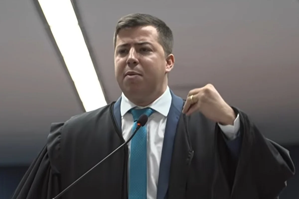 Advogado usa obra ‘Senhor dos Anéis’ para defender tenente-coronel no STF: “Jornada dos hobbits”