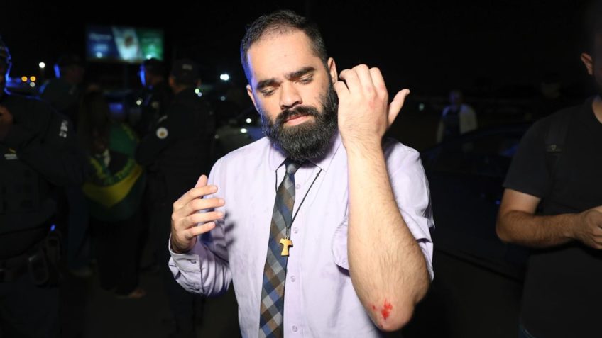 Marxista, Progressista e contra extrema direita, saiba quem é o evangélico que participou de vigília bolsonarista