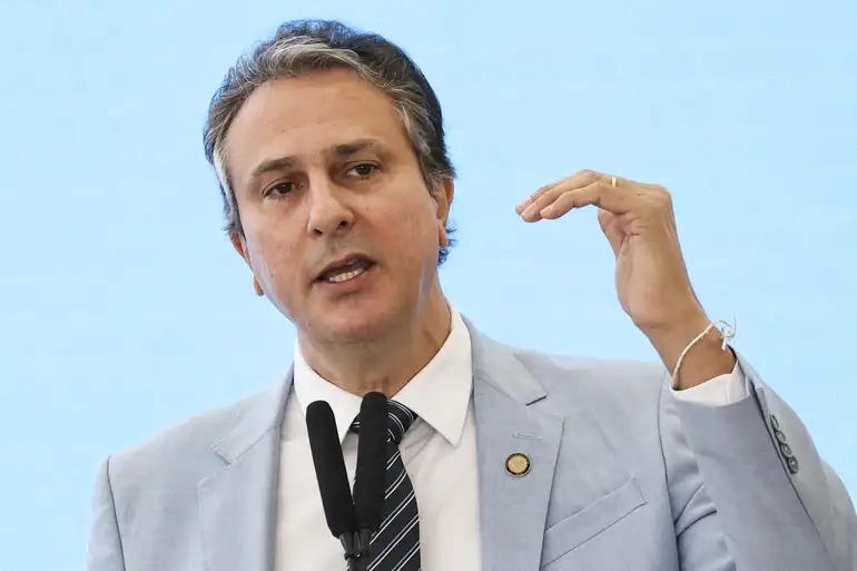 Em pronunciamento, ministro da Educação destaca importância do Enem para acesso ao ensino superior