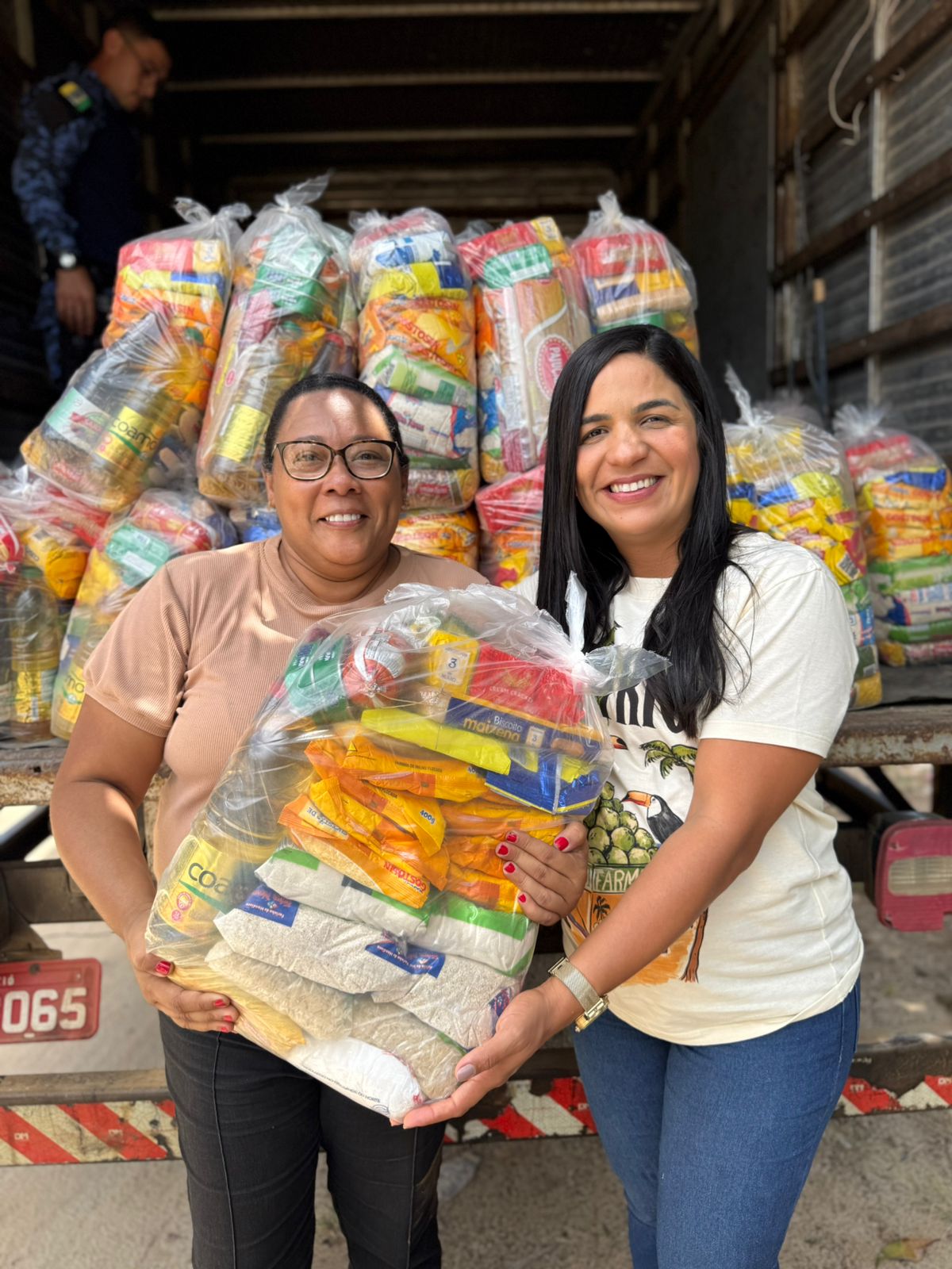 Prefeita Márcia reforça ações de assistência na zona rural com entrega de cestas básicas