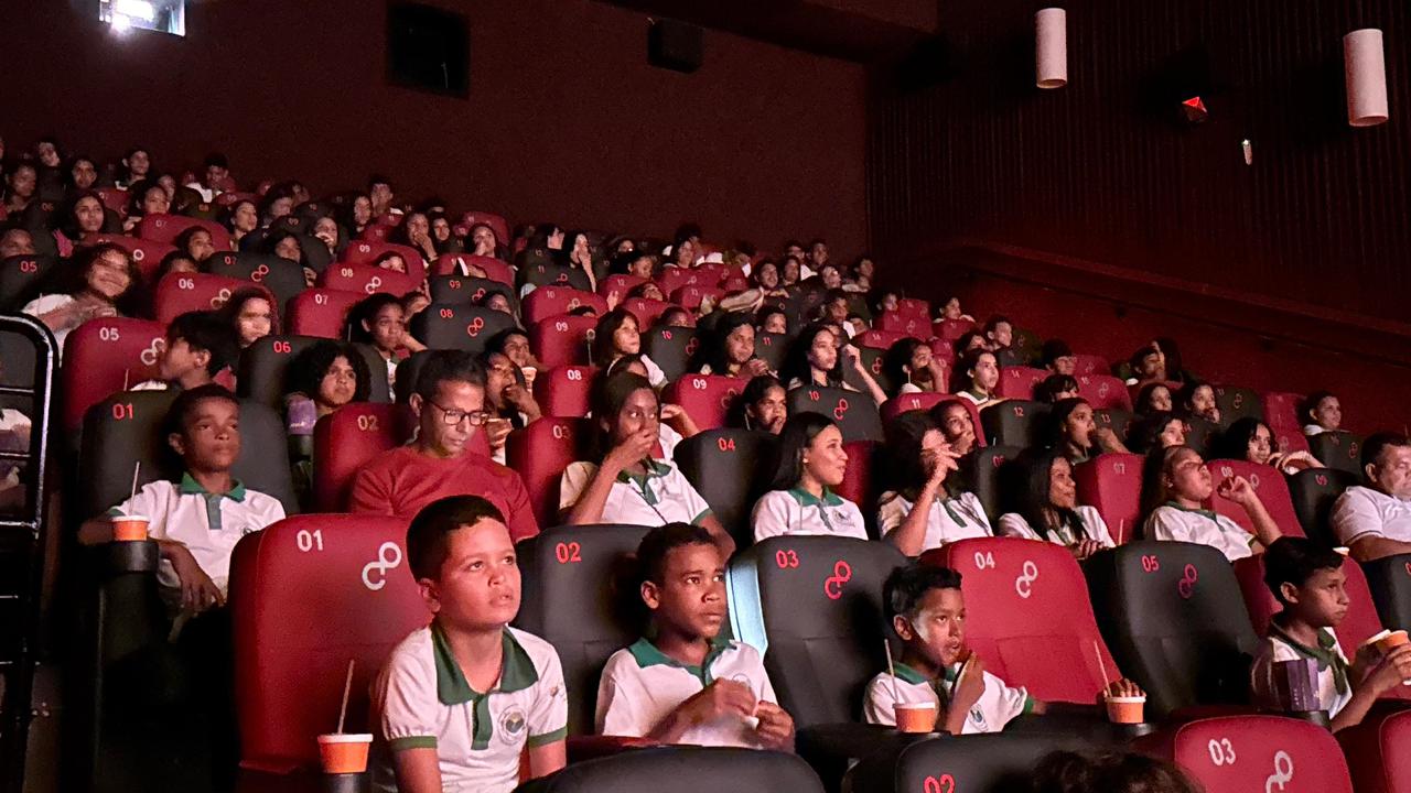 Prefeitura de Branquinha garante dia de lazer para estudantes que realizaram o SAEB