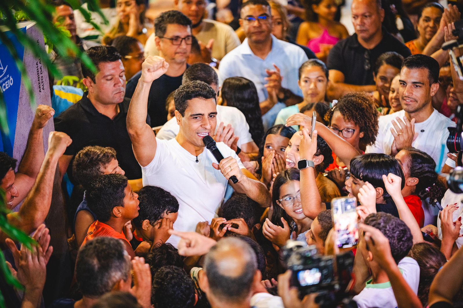 JHC lidera disputa pelo Governo de Alagoas com 45%; Renan Filho aparece com 38%