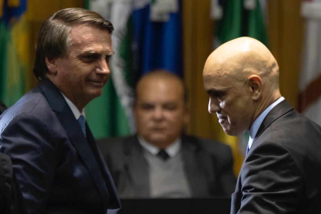 Moraes escolhe cela especial para bolsonaro na papuda; veja detalhes