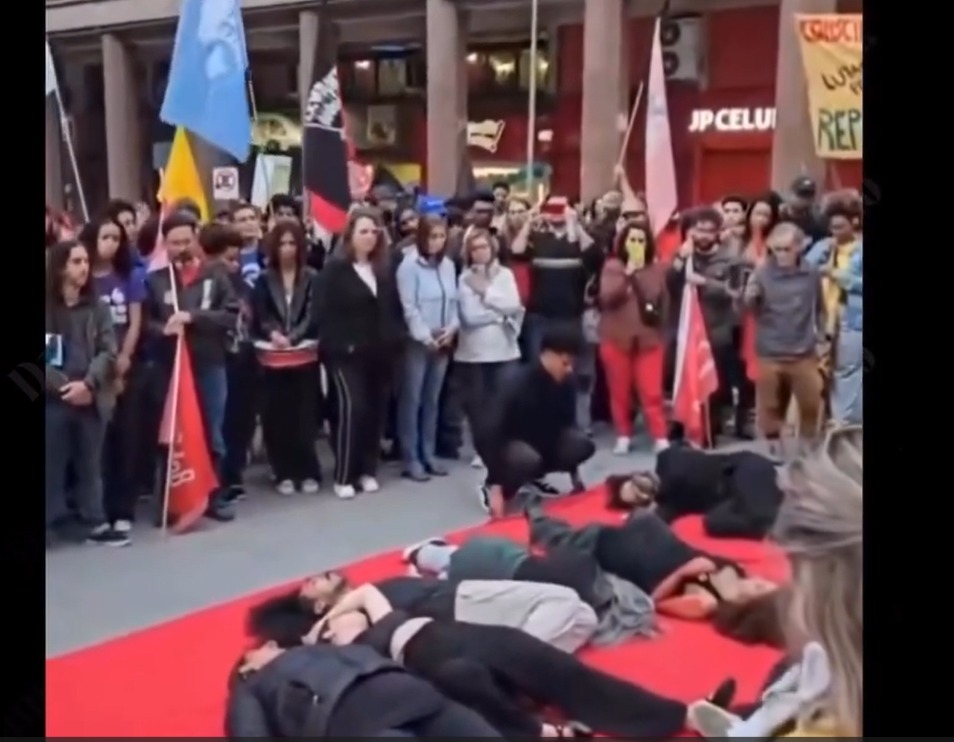 universitários realizaram protesto contra a megaoperação da polícia no Rio de Janeiro