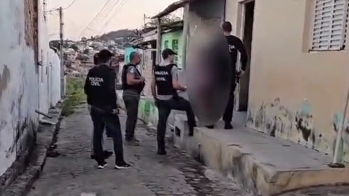 Suspeito de integrar facção ligada ao tráfico é preso durante a Operação Folhas Secas no Sertão de Alagoas