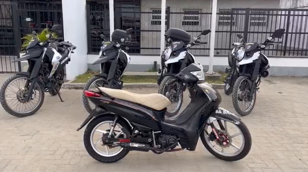 Águias do BPTran prendem homem com moto roubada e adulterada no Vergel