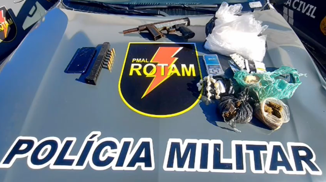 ROTAM prende suspeito por tráfico, porte ilegal de arma e sequestro da própria esposa